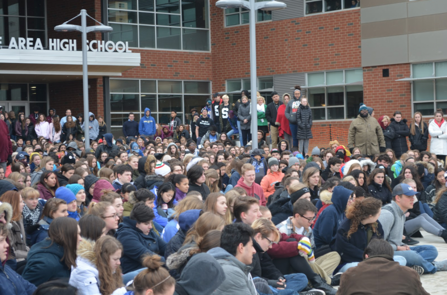 Around 300 students were in attendance for the memorial on March 14th. “I was not particularly surprised by the turnout considering how relevant of a topic it was,” sophomore Kyra Gines said. 