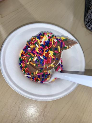 On October 22nd, State High opened a soft serve machine in the snack bar. The combination of twist with sprinkles has been one of the most popular selections from the new soft serve machine. “It’s been a very big hit, [and] great success,” Ms. Debbie Way, cafeteria worker, said.