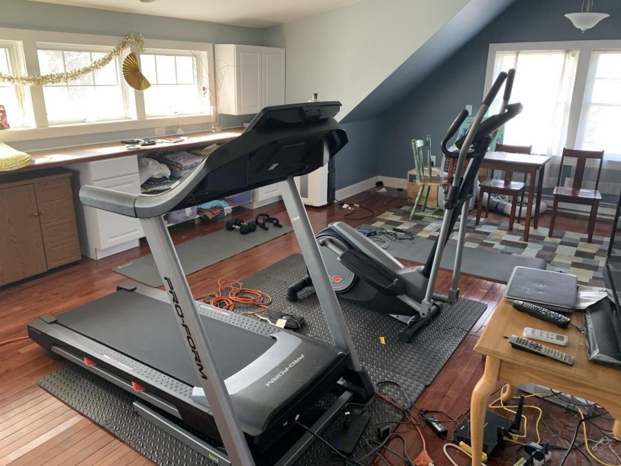 Sophomore Grace Lippincott and her family have made a few adjustments in order to be able to workout safely from home. Lippincott uses her cardio machines and free weights for her at-home workouts often. 