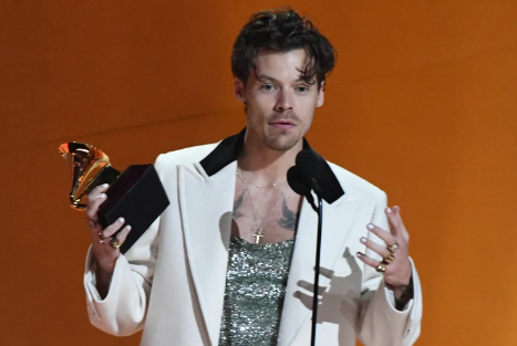 Styles accepts Album of the Year award at the 65th Annual Grammys. Photo credits to Ralphie Aversa. 