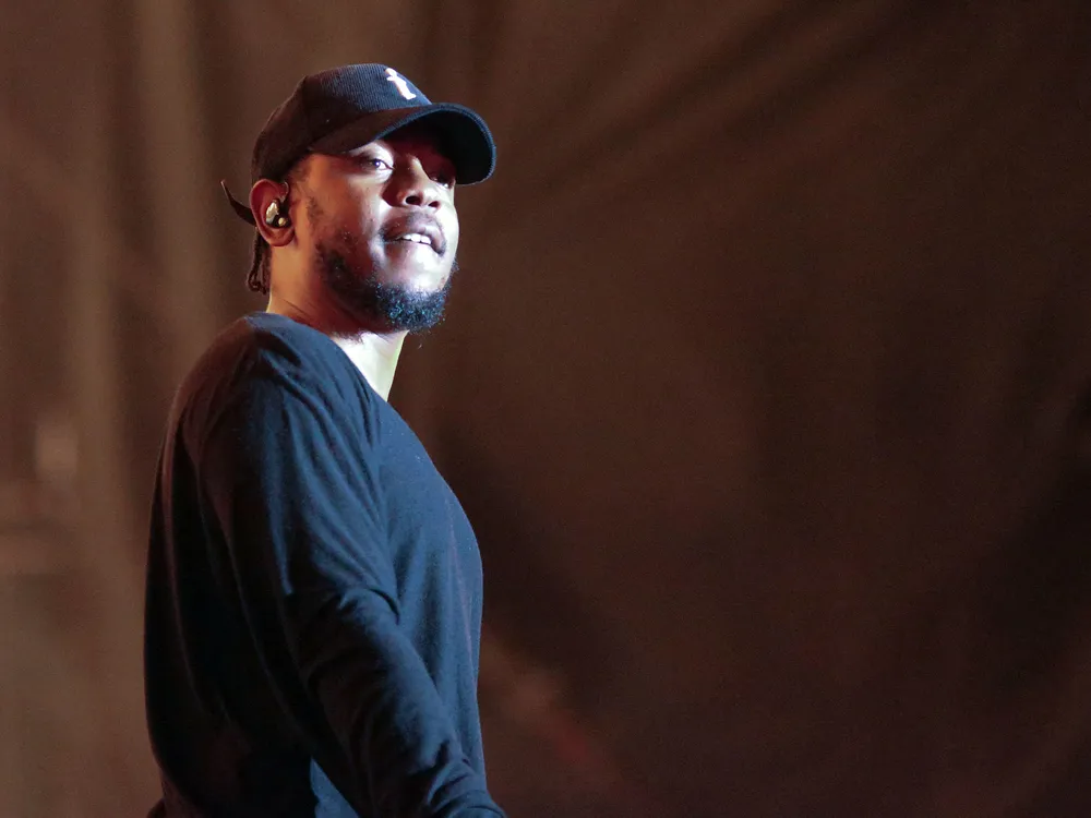 Kendrick Lamar winning Pulitzer Prize in 2018. Photo courtesy of EXImages/Alamy Stock Photo. 