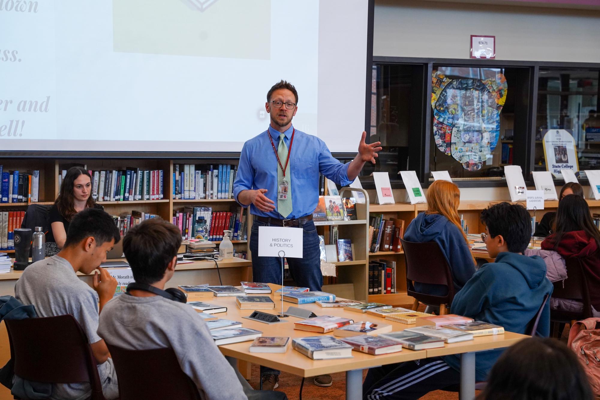 Librarian Mark Morath II discusses memoirs with Rachael Borden's English class.